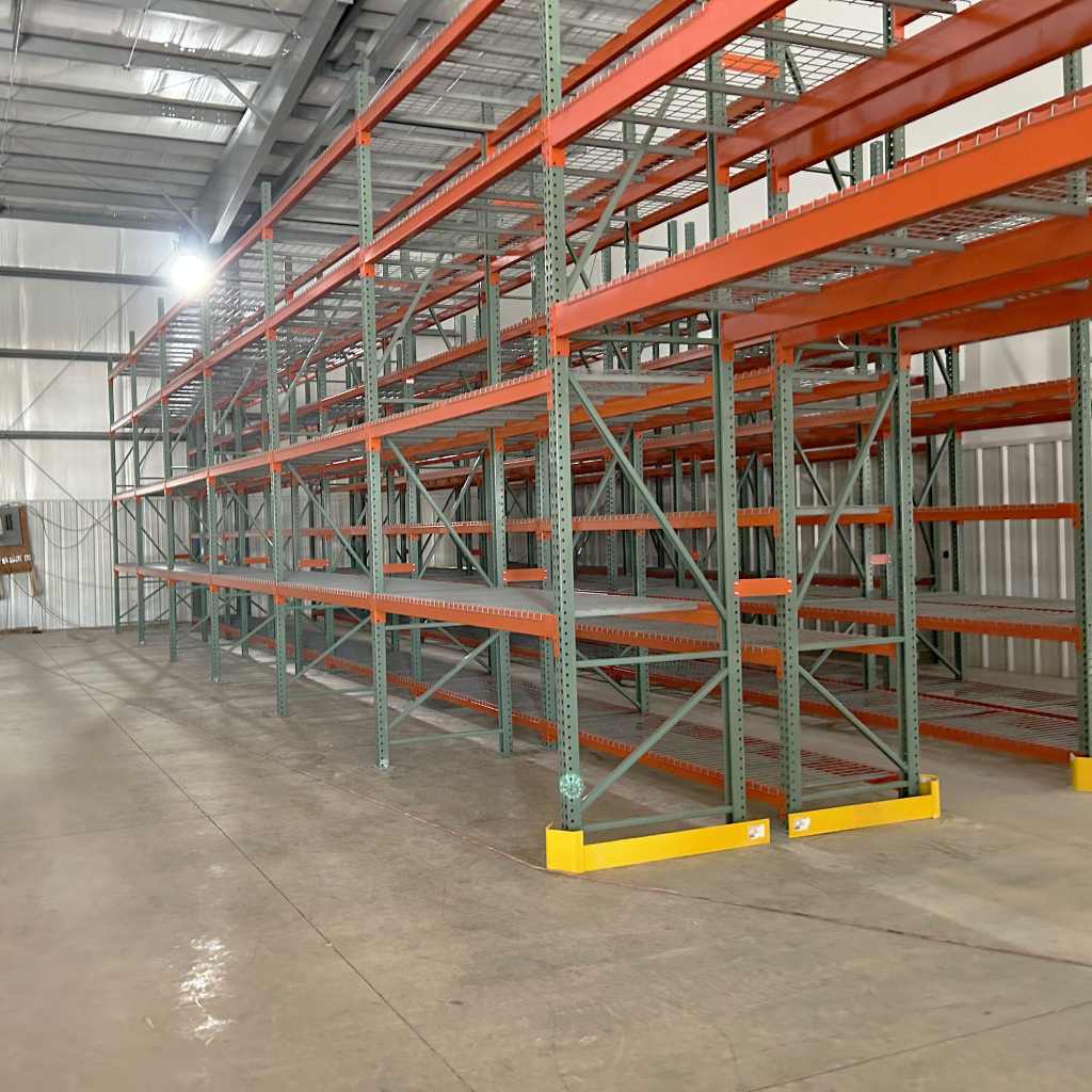 interlake pallet rack uprights in a warehouse