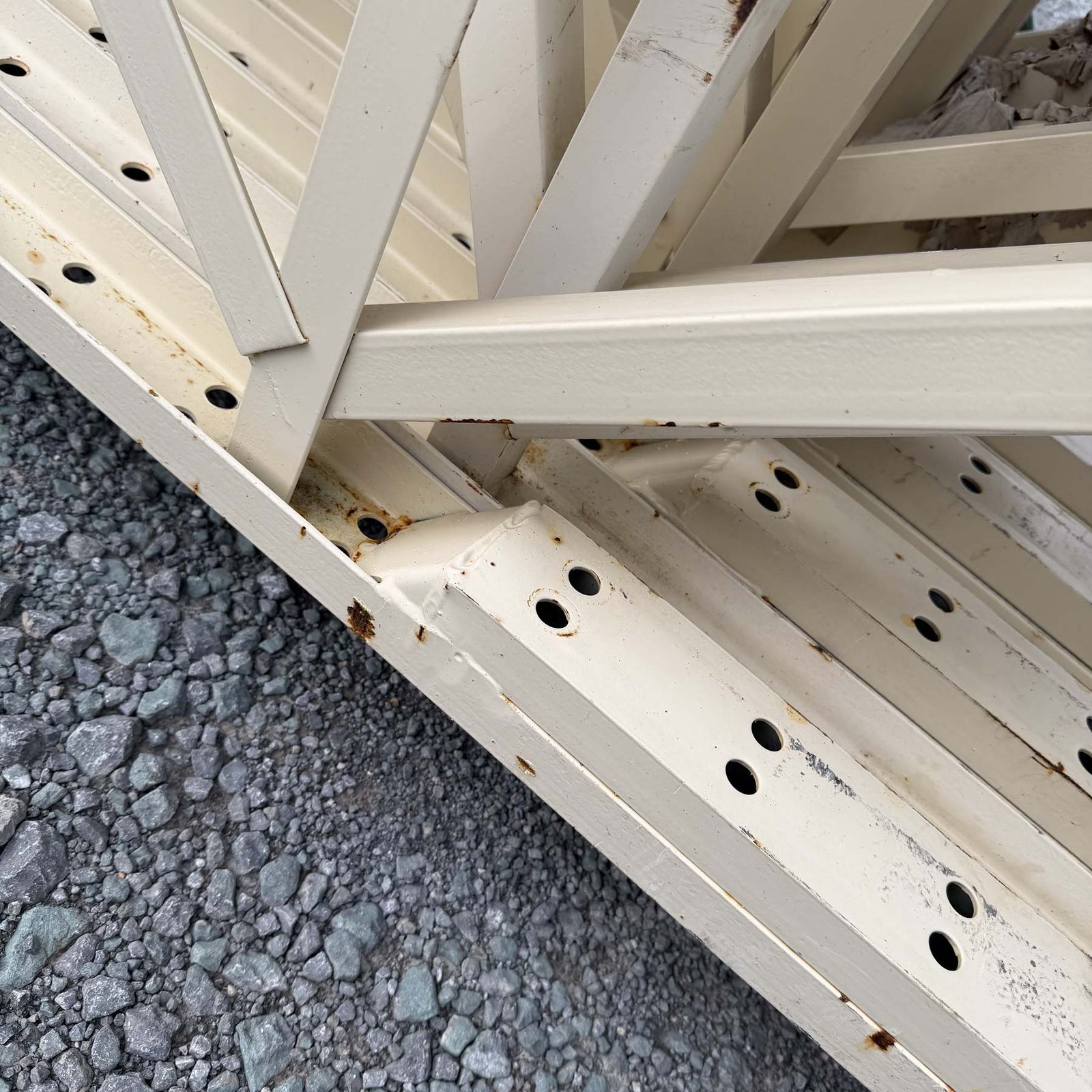 Used Structural Uprights 48" x 17' - White