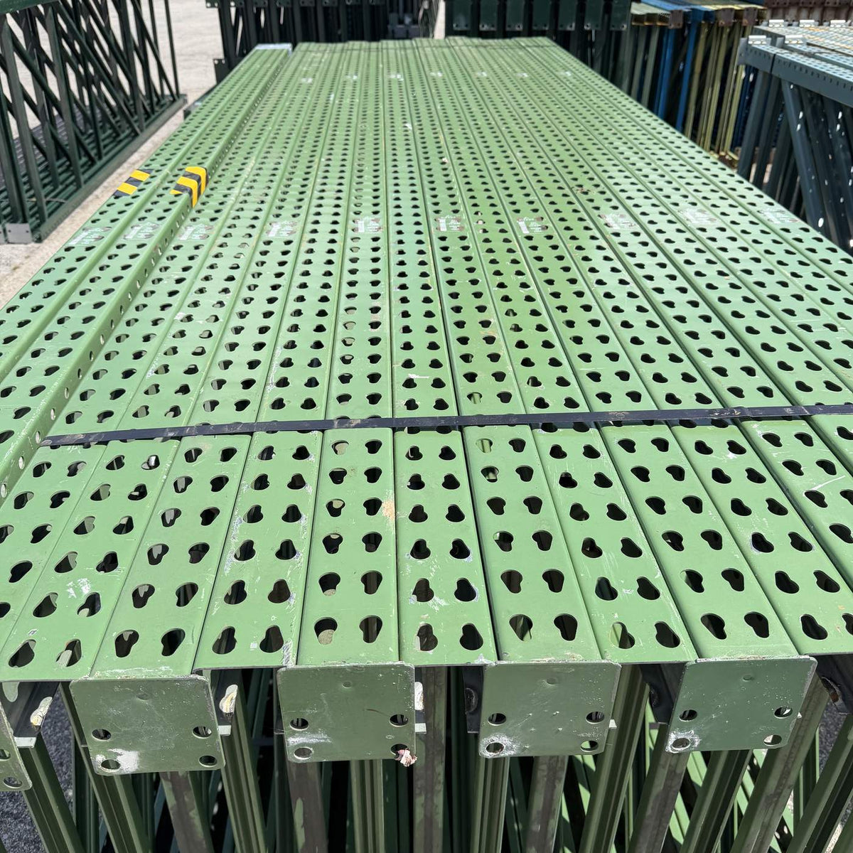 Used Teardrop Uprights 42" x 12' - Green