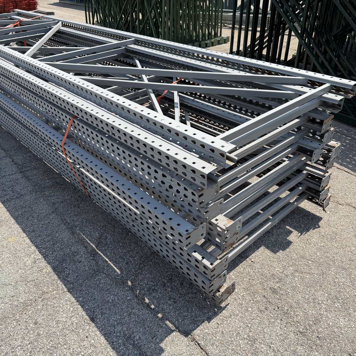 Used Teardrop Uprights 42" x 16' - Gray