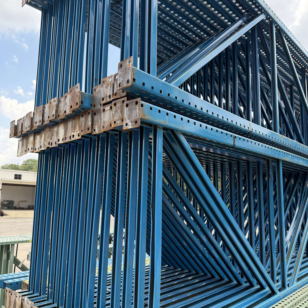 Used Teardrop Uprights 42" x 17'-2" - Blue