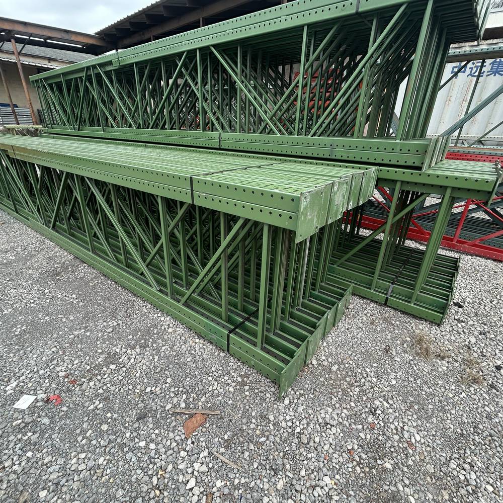 Used Teardrop Uprights 42" x 25' HD - Green