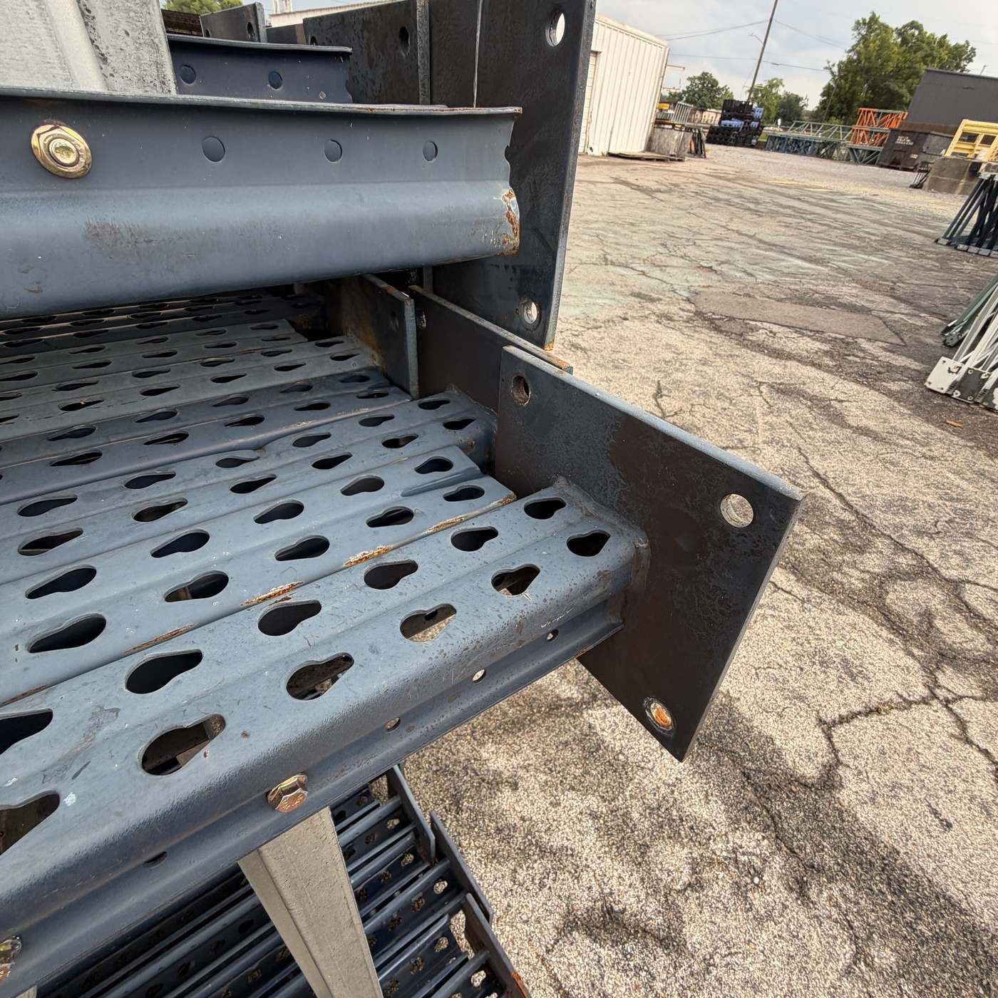 Used Teardrop Uprights 42" x 28' - Blue
