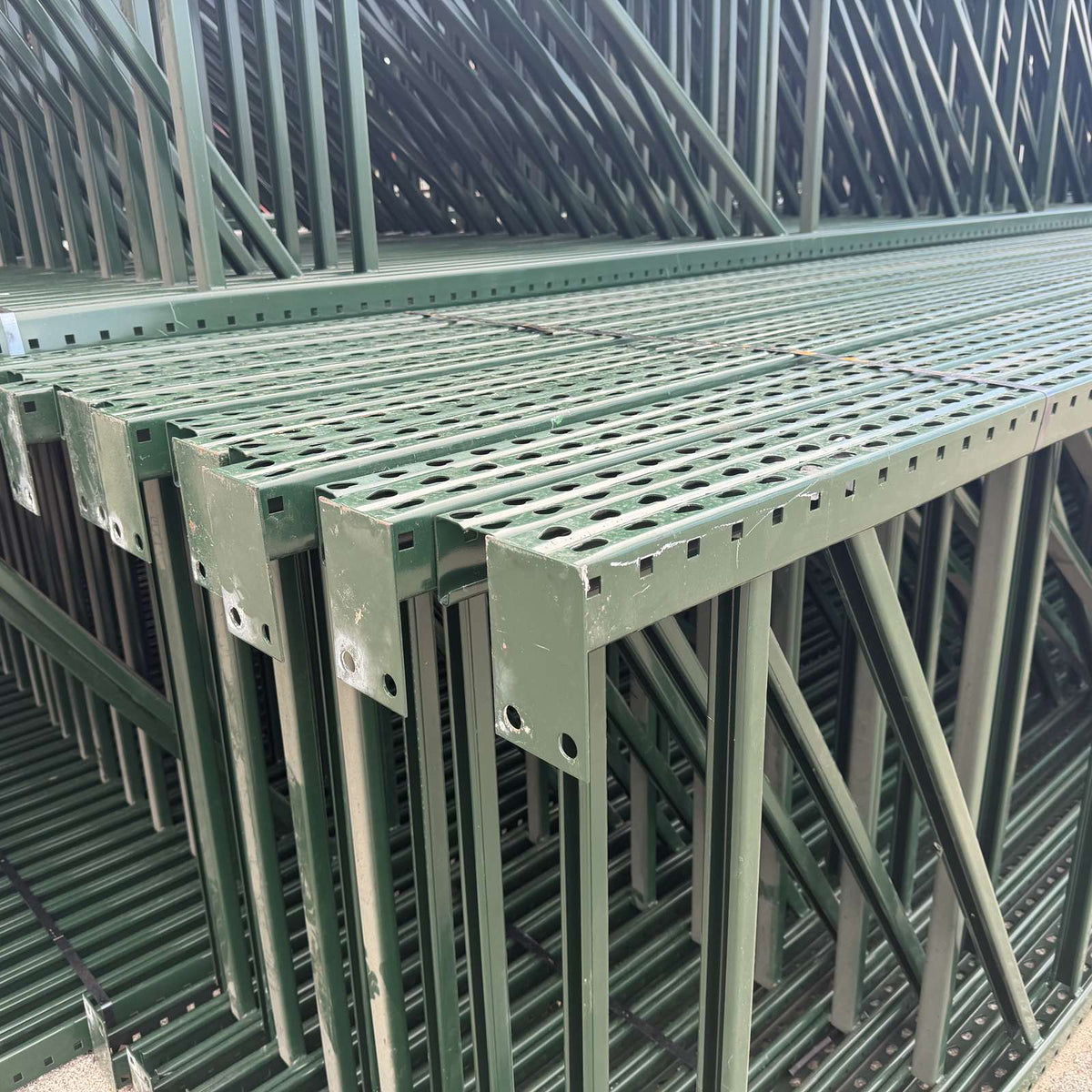 Used Teardrop Uprights 48" x 26' - Dark Green